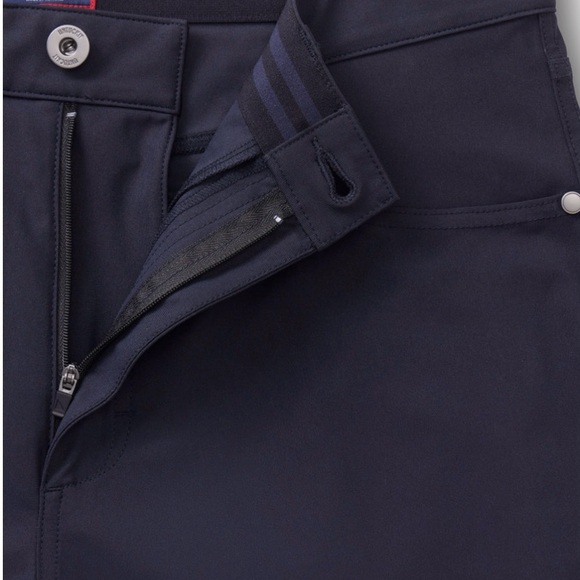 Men's UNTUCKit 5 Pocket Tech Pant in Black Size 36x30 - Picture 2 of 7